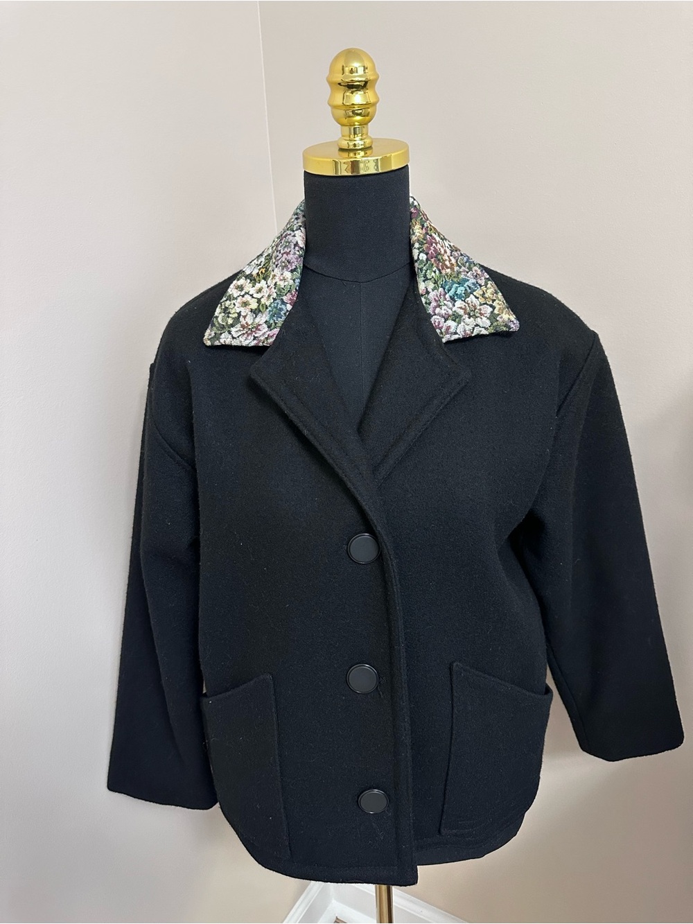 Vintage Valdecrafts Black Wool Blend Jacket Floral Tapestry Collar XS-S